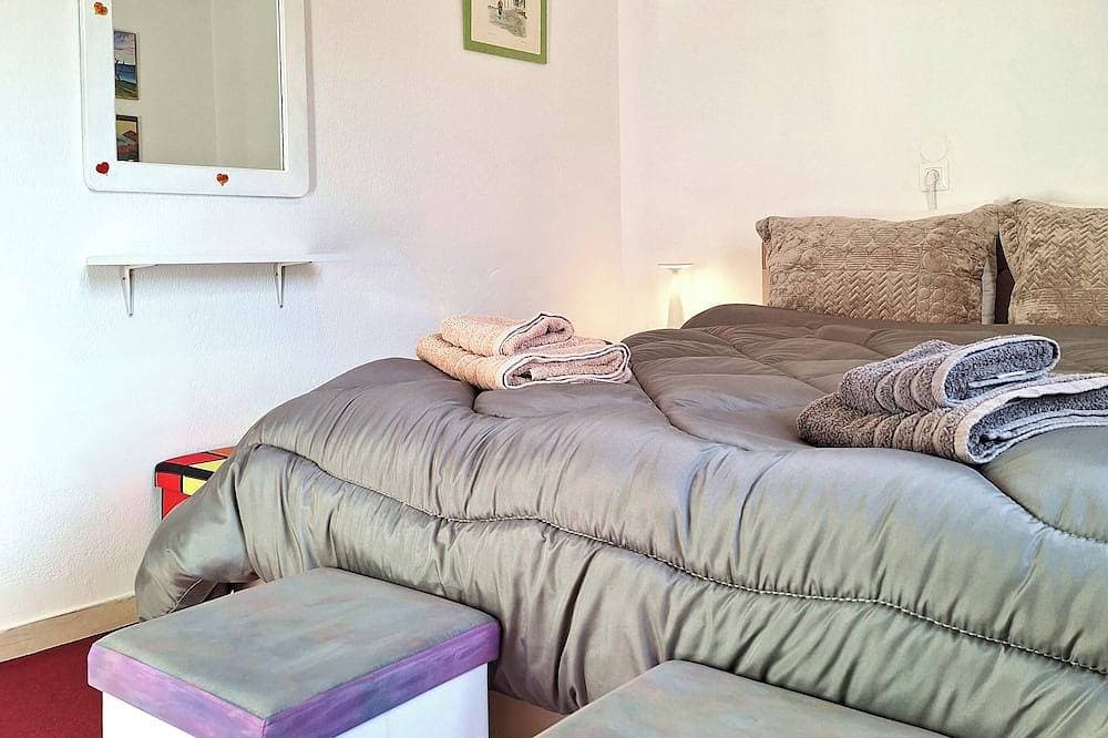 Foto 2 von 30: Allas, Guest Art - Sea view apartment with breathtaking view of the blue sea.