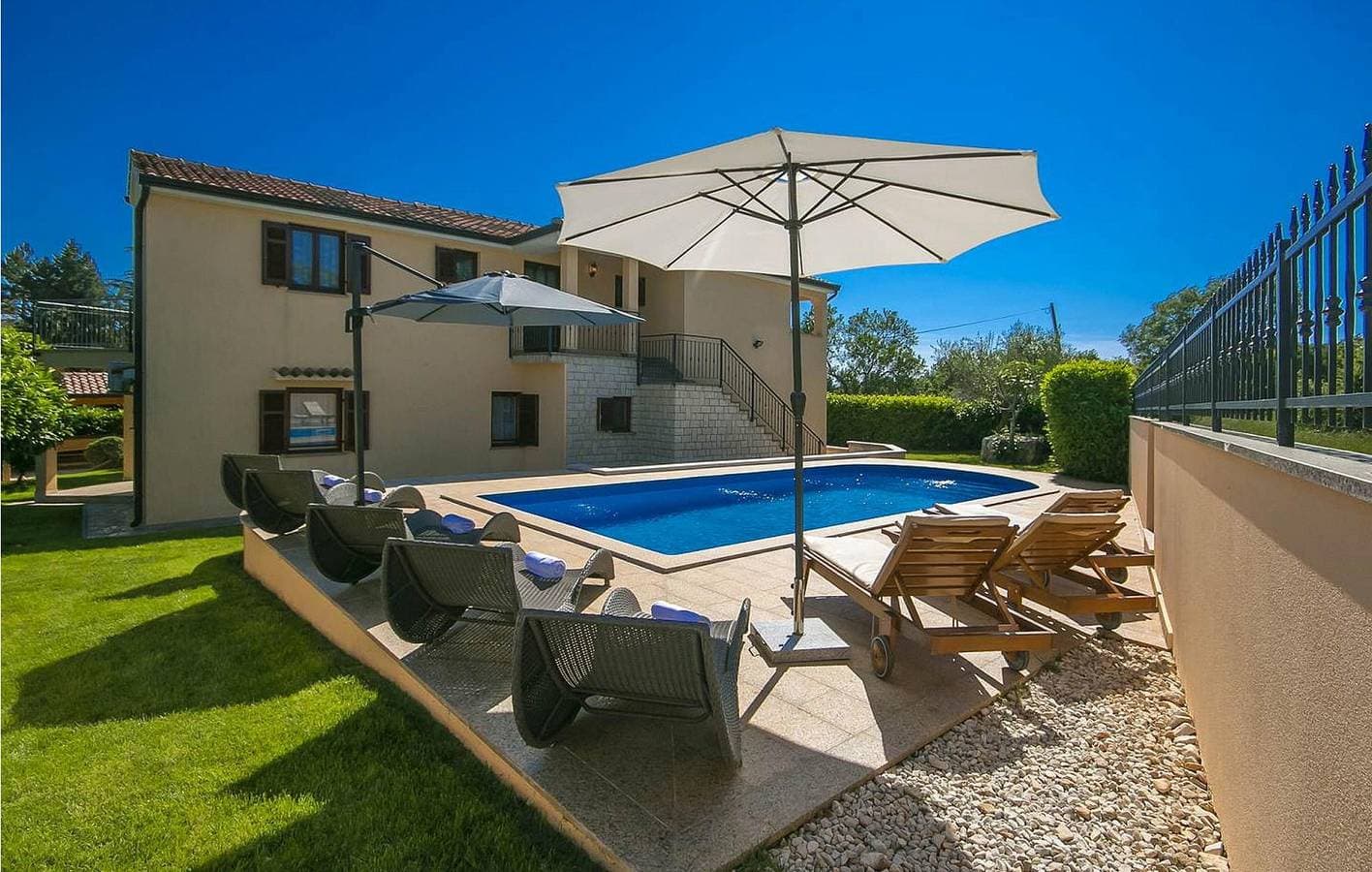 Foto 9 von 28: Gemütliche 1-Zimmer-Wohnung mit Pool und Terrasse, 600 m vom FKK-Strand entfernt