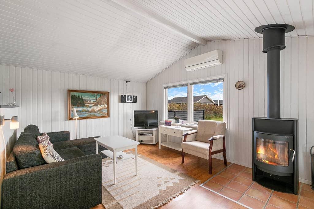 Foto 2 von 27: Gemütliches Ferienhaus mit Wintergarten nah am Strand
