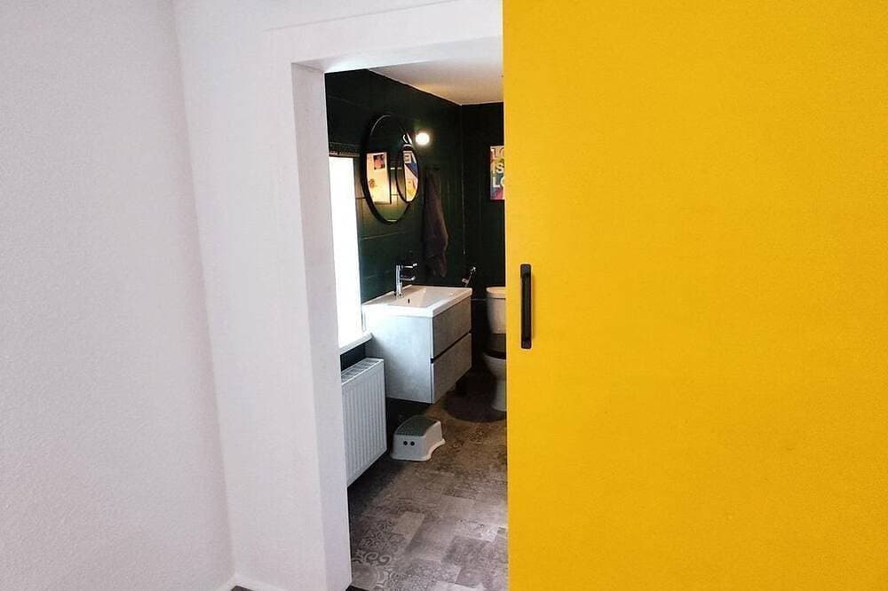 Foto 3 von 17: \"Fewo Korbweide\", Bad, Wc - Ferienhaus zur alten Korbmacherei