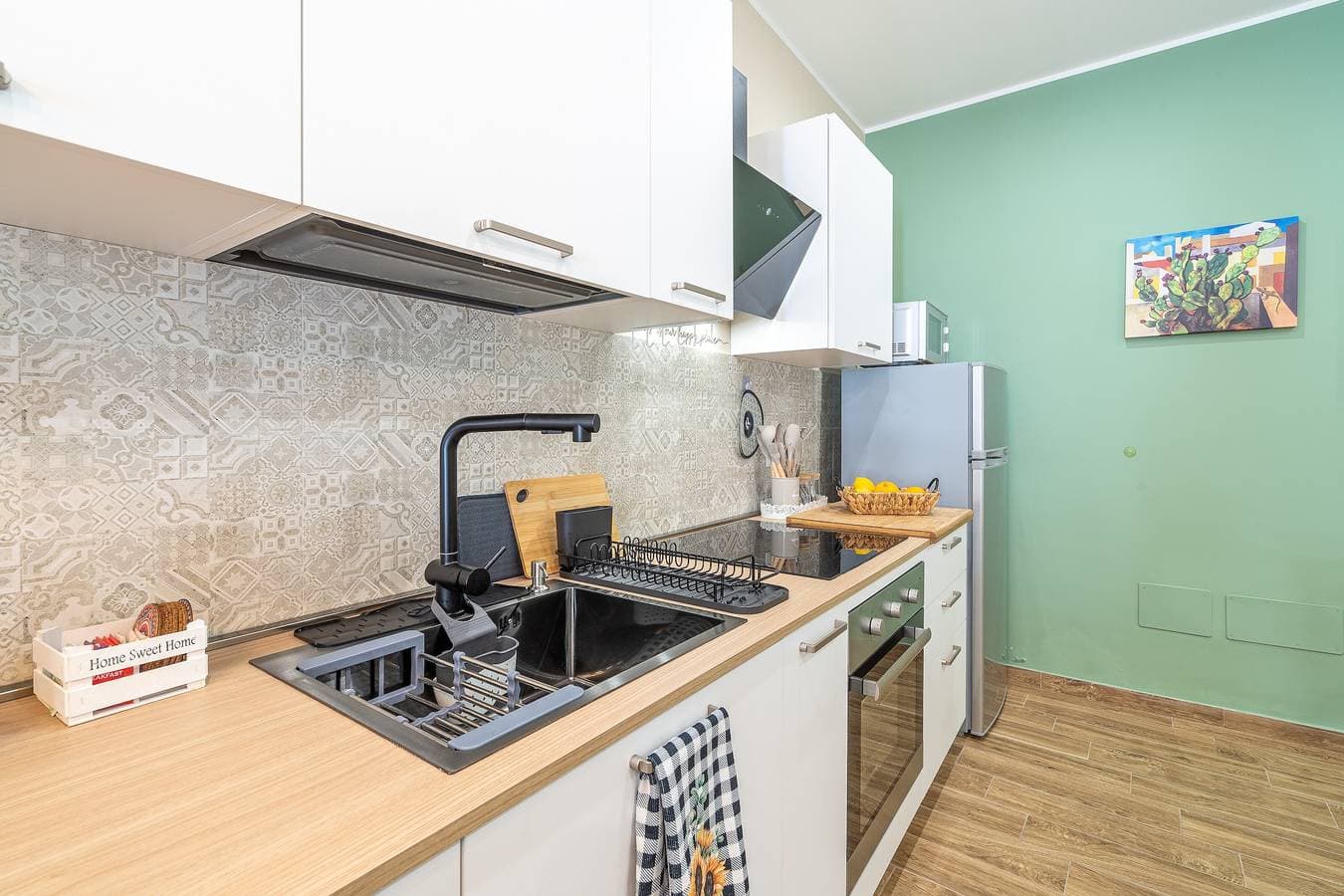 Foto 11 von 42: Ferienwohnung 'Solemì' mit Privatterrasse, Wi-Fi und Klimaanlage