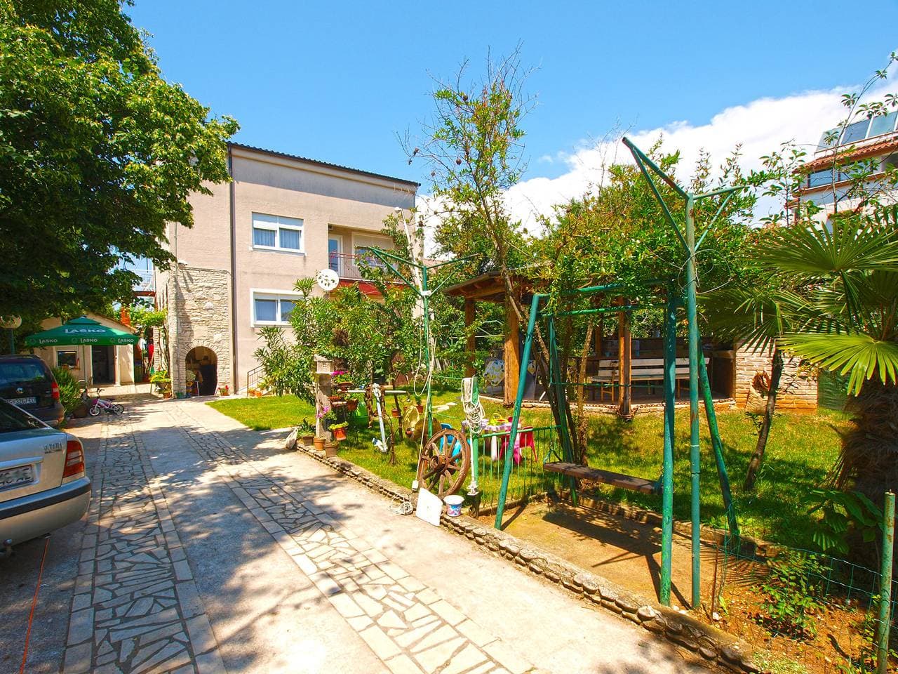 Foto 4 von 31: Ferienwohnung für 4 Personen mit Terrasse