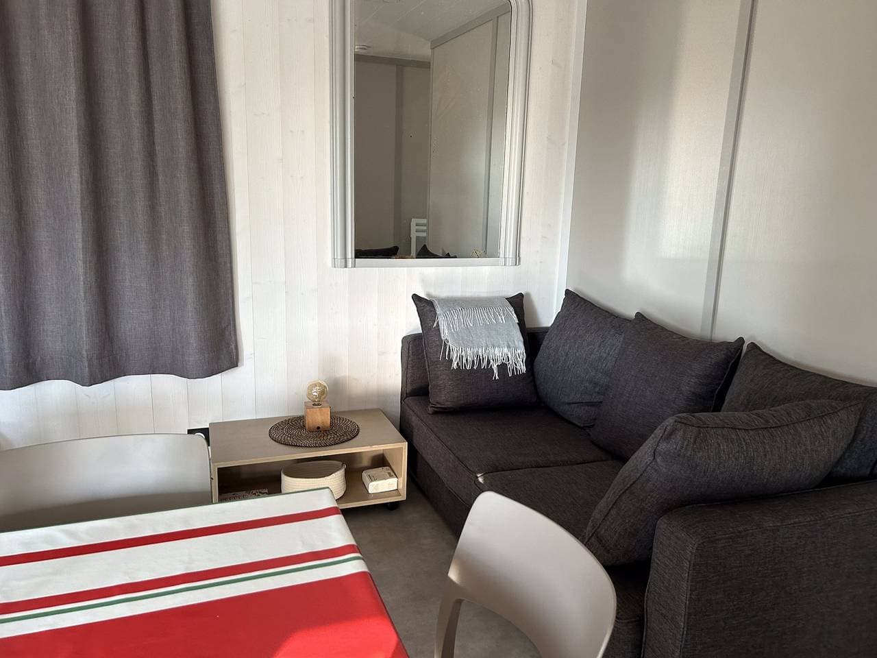 Foto 9 von 20: Charmantes Chalet mit Spa in Hasparren, 50 m², Gemeinschaftspool