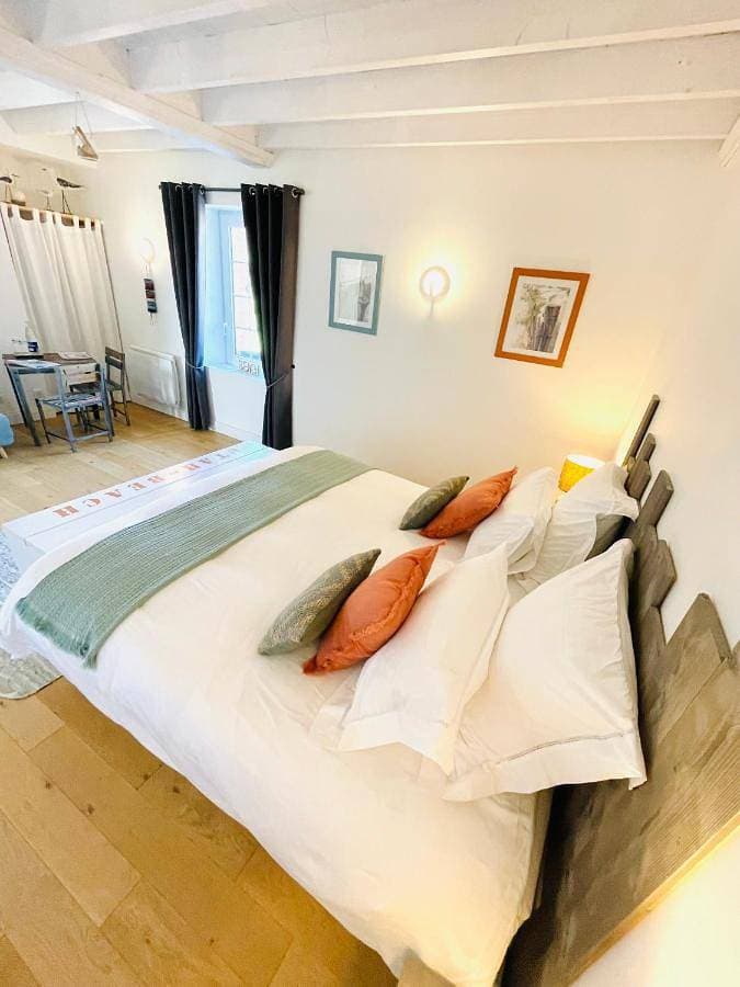 Foto 4 von 19: Double Room with Private Bathroom