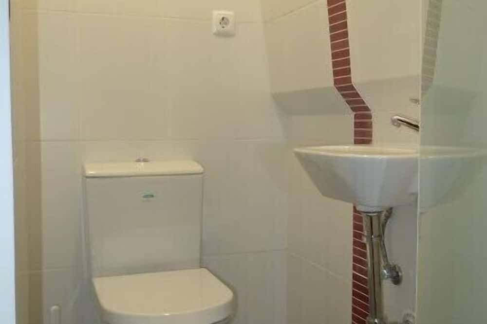 Foto 4 von 28: Gemütliche Maisonette-Villa mit 1 Schlafzimmer in der Nähe des Meeres. Kostenloses WiFi