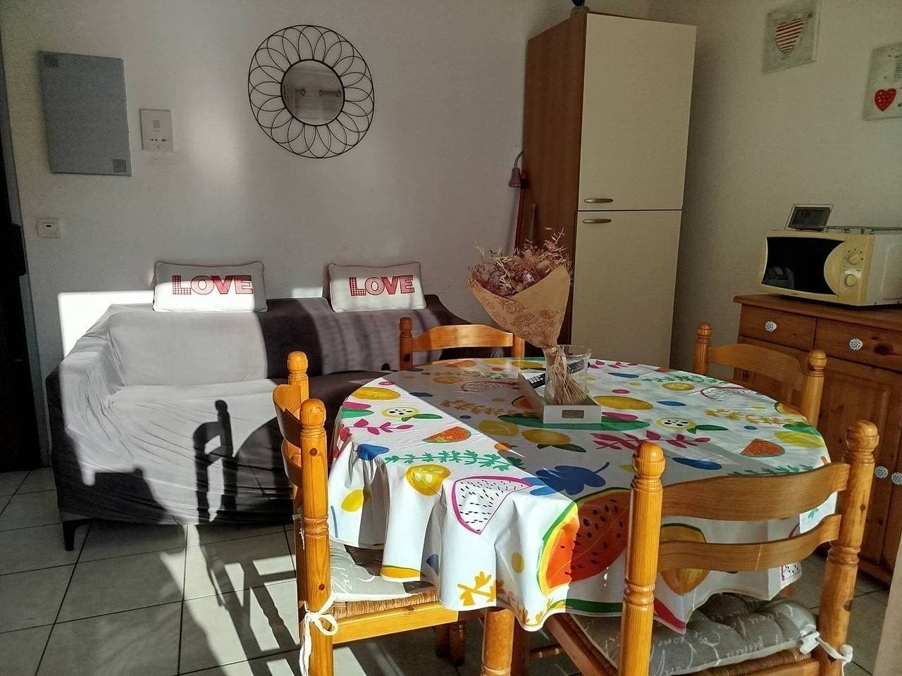 Foto 3 von 25: Ferienwohnung für 4 Personen mit Terrasse