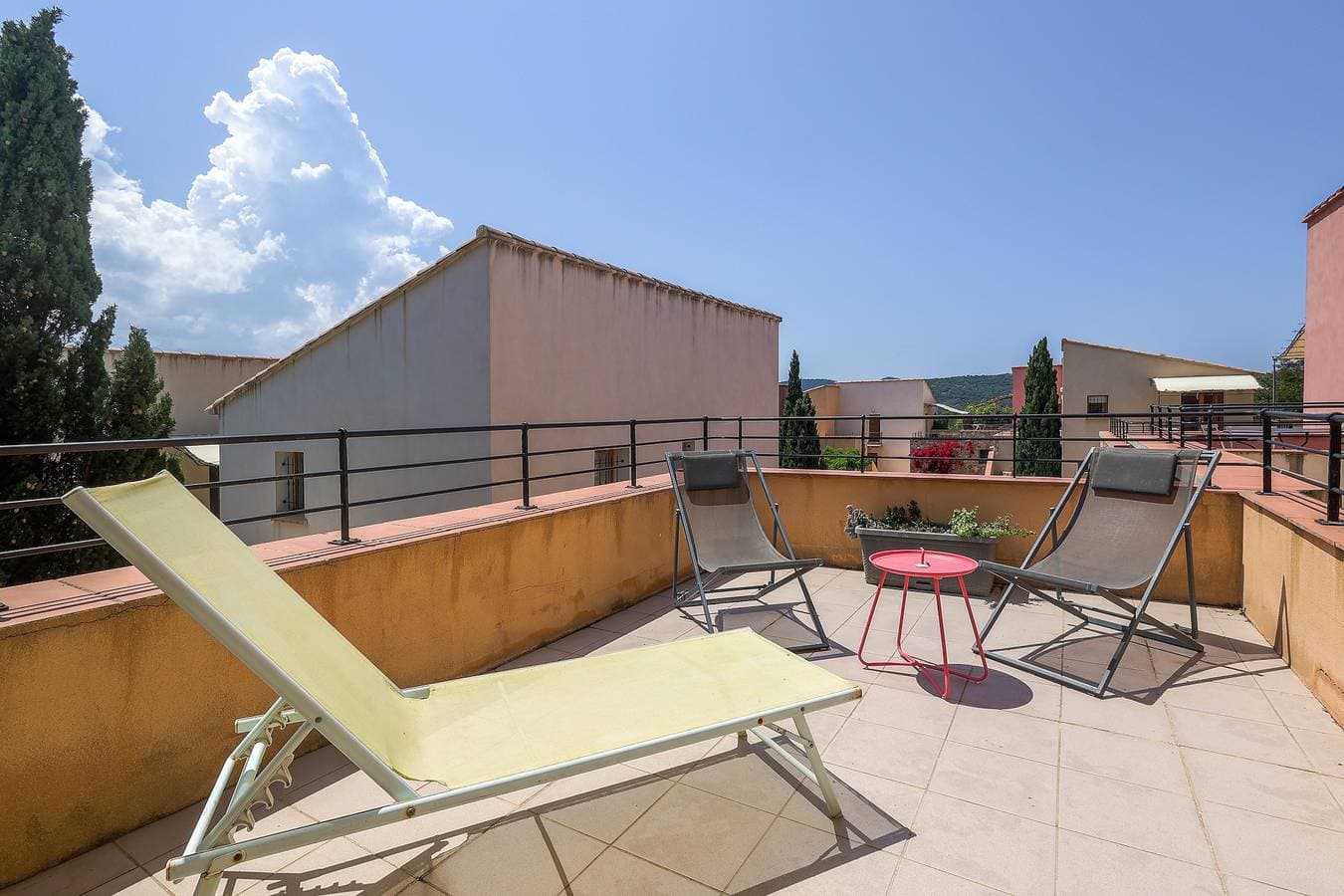 Foto 12 von 16: Ferienwohnung für 4 Personen mit Terrasse