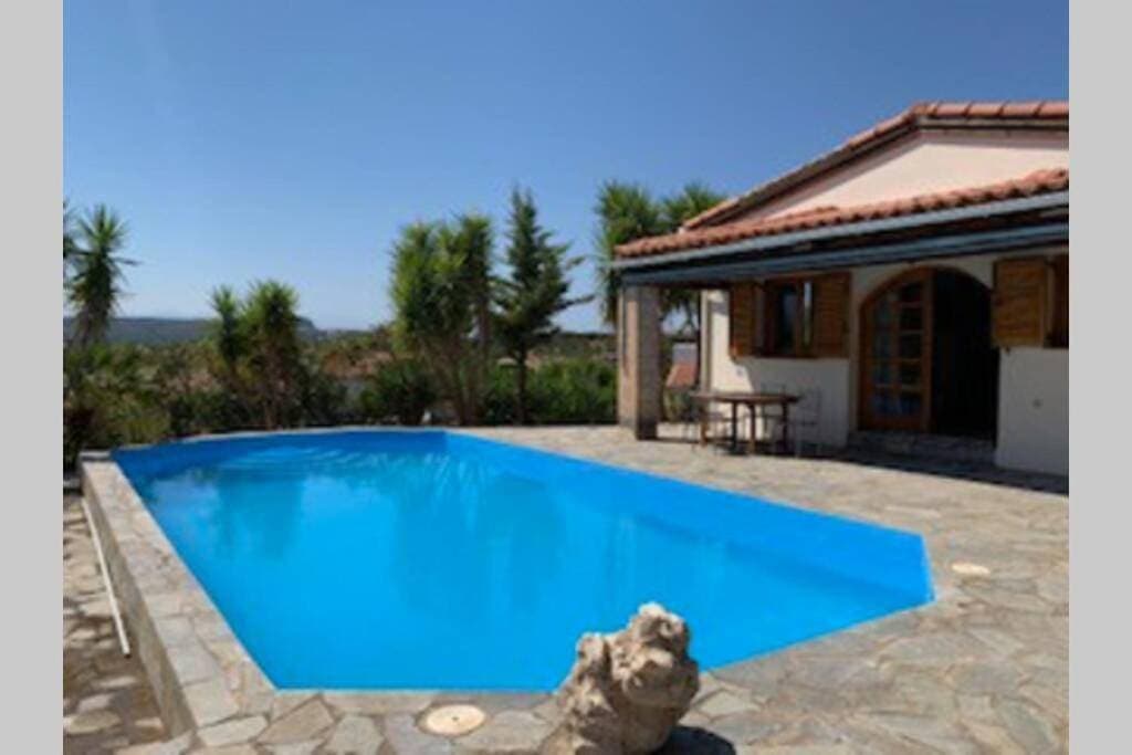 Villa Yucca Palm 1