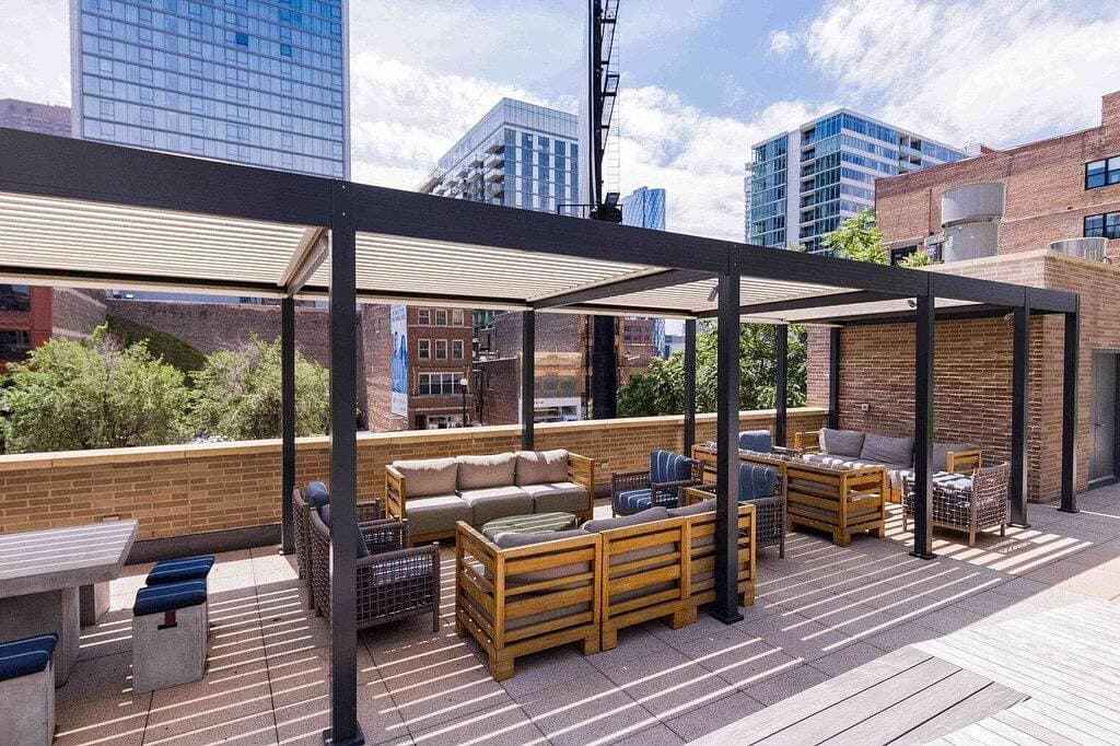 Foto 6 von 35: Elegant West Loop Studio w/ Pool, Gym & Lounge, nr L, by Blueground