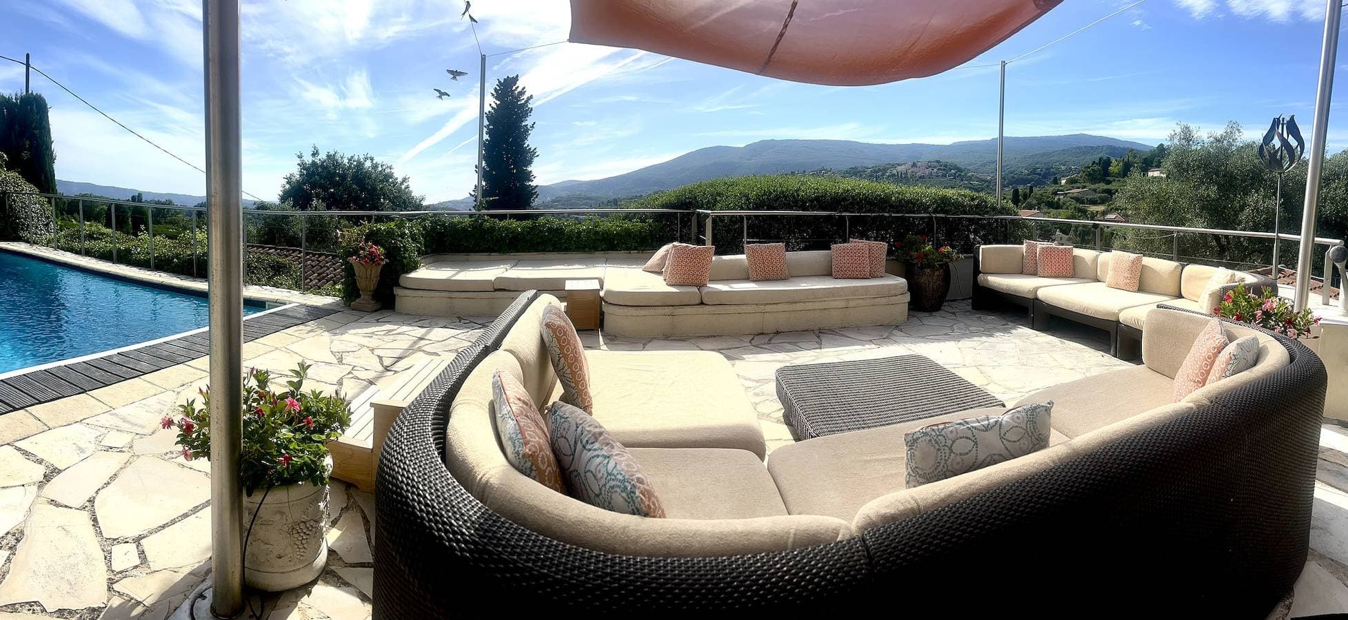 Foto 10 von 31: Atemberaubende Opio-Villa auf einem Hügel mit epischer Aussicht Voller Klimaanlage zu Fuß nach Valbonne zum Aufladen von Elektrofahrzeugen