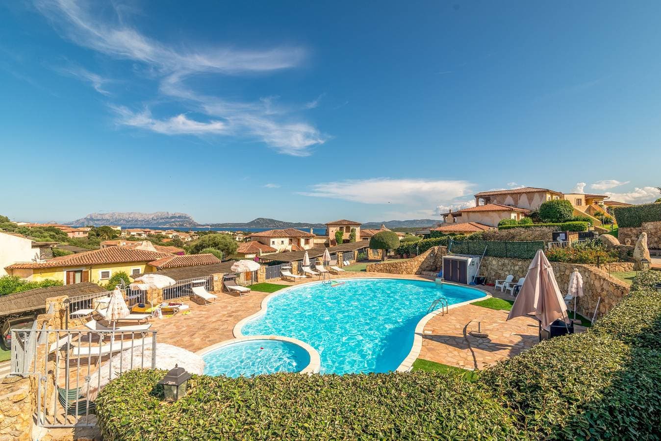 Belvedere 18 - 3 shared pool 1