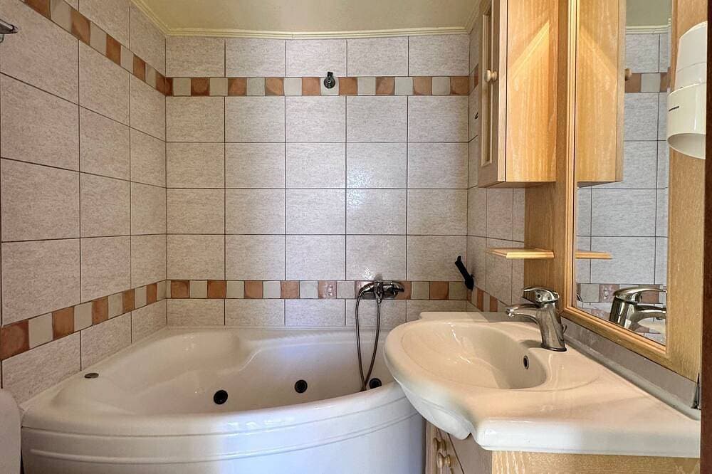 Foto 5 von 12: Niriides Villas | Nisso | Villa 2-bedrooms with private pool