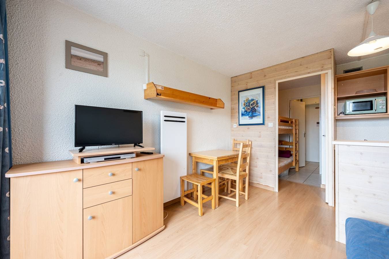 Foto 9 von 23: Studio-Apartment 'Avec Vue Splendide' mit Bergblick und Balkon