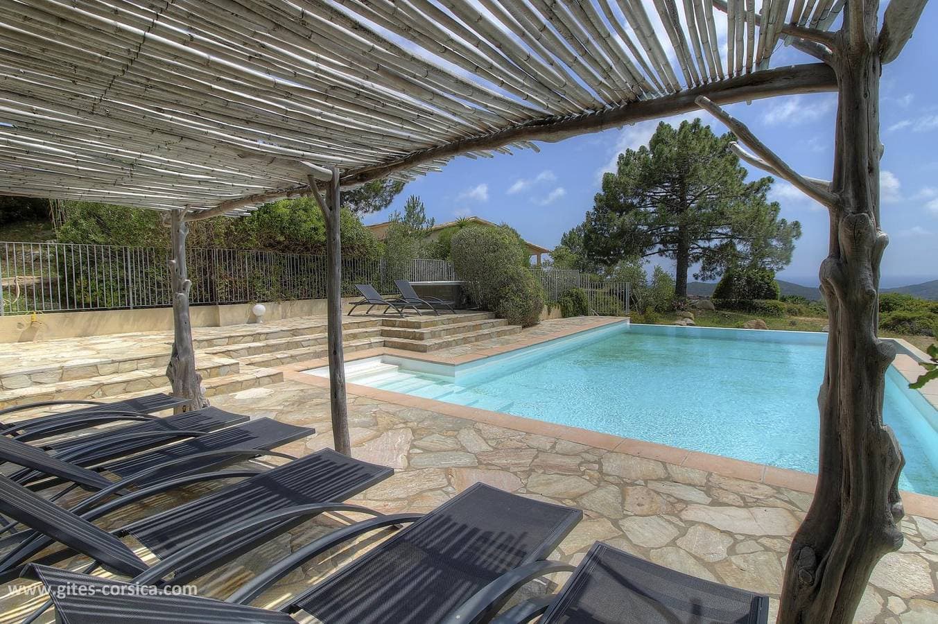 Ferienhaus am Meer mit Pool, Parkplatz und AC - Monacia-D'Aullène 1