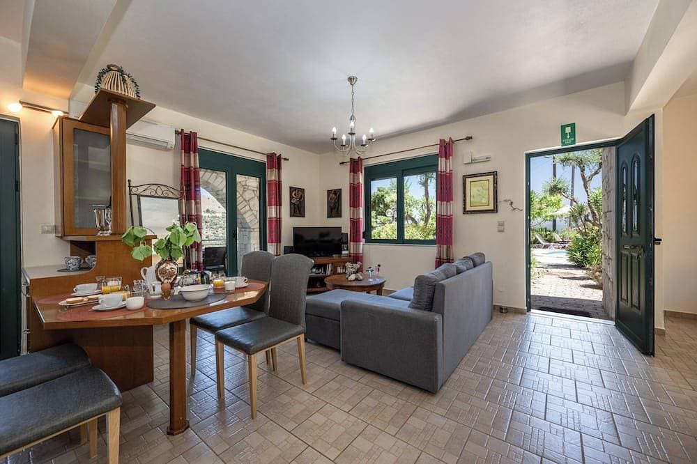 Foto 11 von 30: Eine traditionelle Villa in perfekter Harmonie mit der natürlichen Umgebung