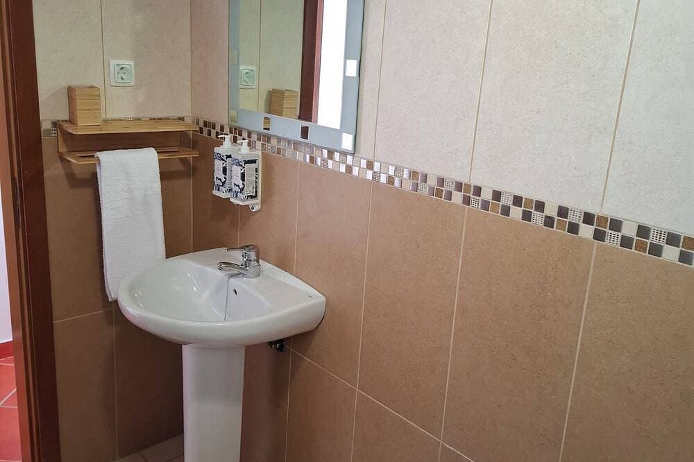 Foto 9 von 28: Casa Areia - Porto Covo, T1-4 people, Sea View, the most central area of the Village