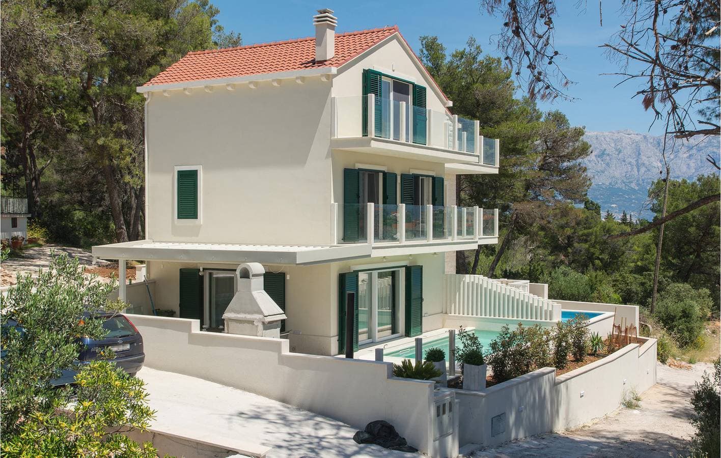 Geräumige 150 m² große Wohnung mit Pool und Terrasse, 1 km vom Strand entfernt 1