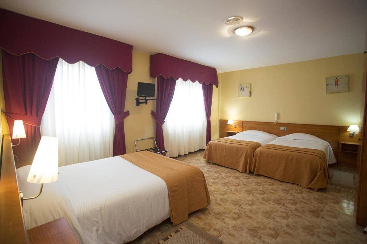 Foto 5 von 45: Hotel Carlos 96