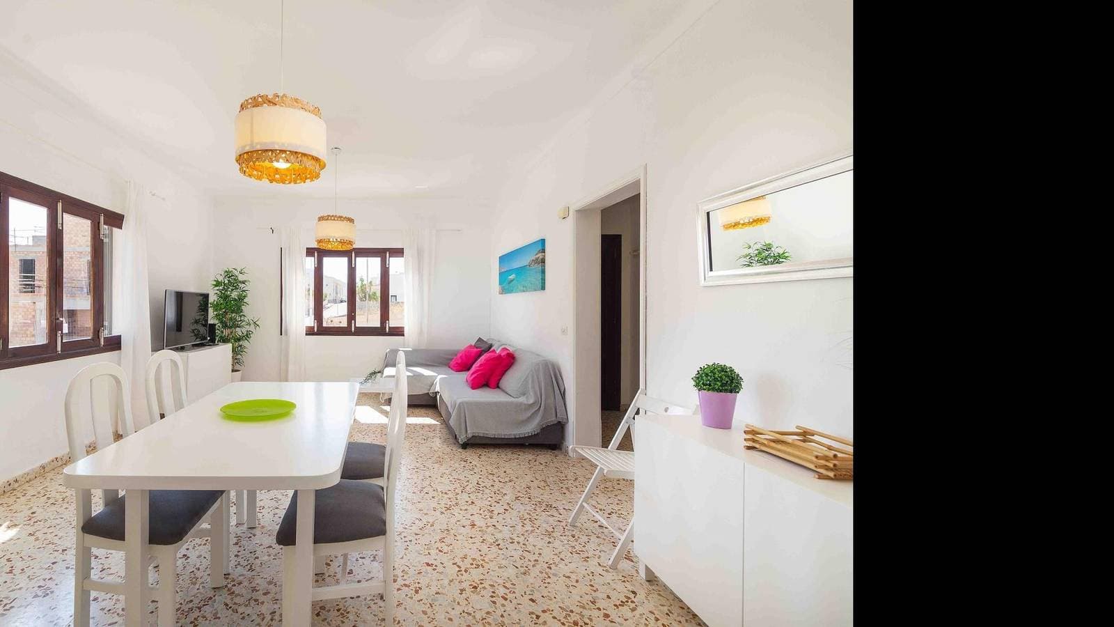 Foto 6 von 34: Tulipa Blanca – Wunderschönes Haus im mediterranen Stil direkt am Meer.