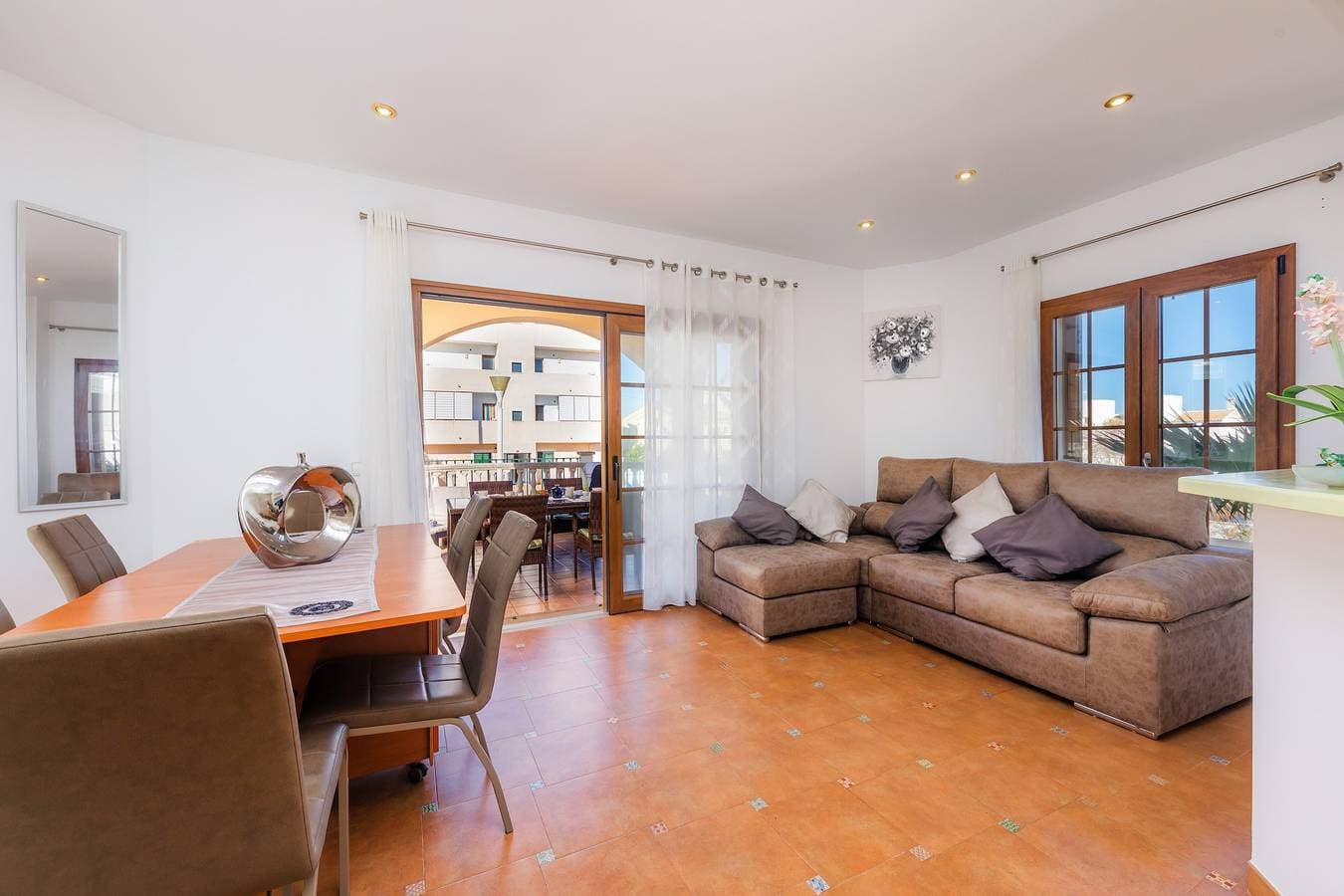 Foto 7 von 27: Ferienhaus "Mes Blanc" in Strandnähe mit Meerblick, Balkon & Terrasse