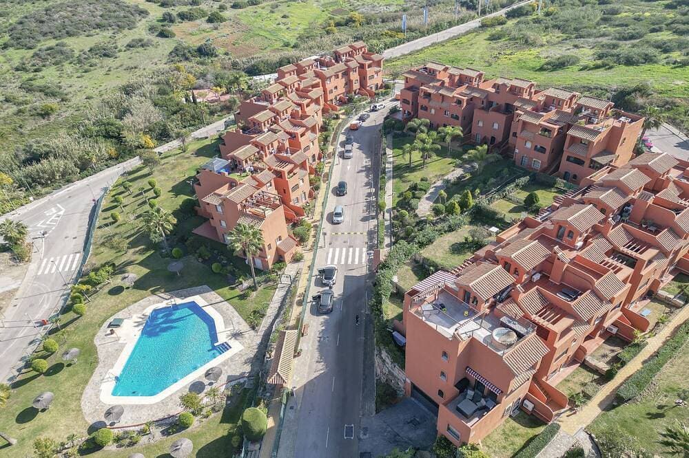 Foto 12 von 26: Costa Galera Apartment, Estepona, Spain