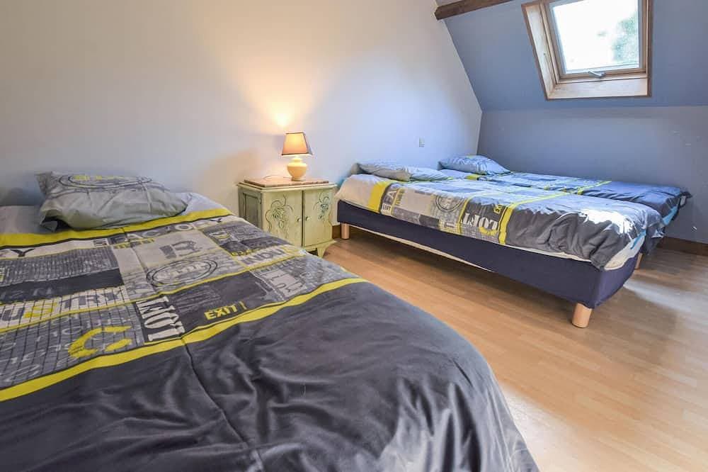 Foto 7 von 30: Gorgeous home in Bonneville-La-Louvet with WiFi