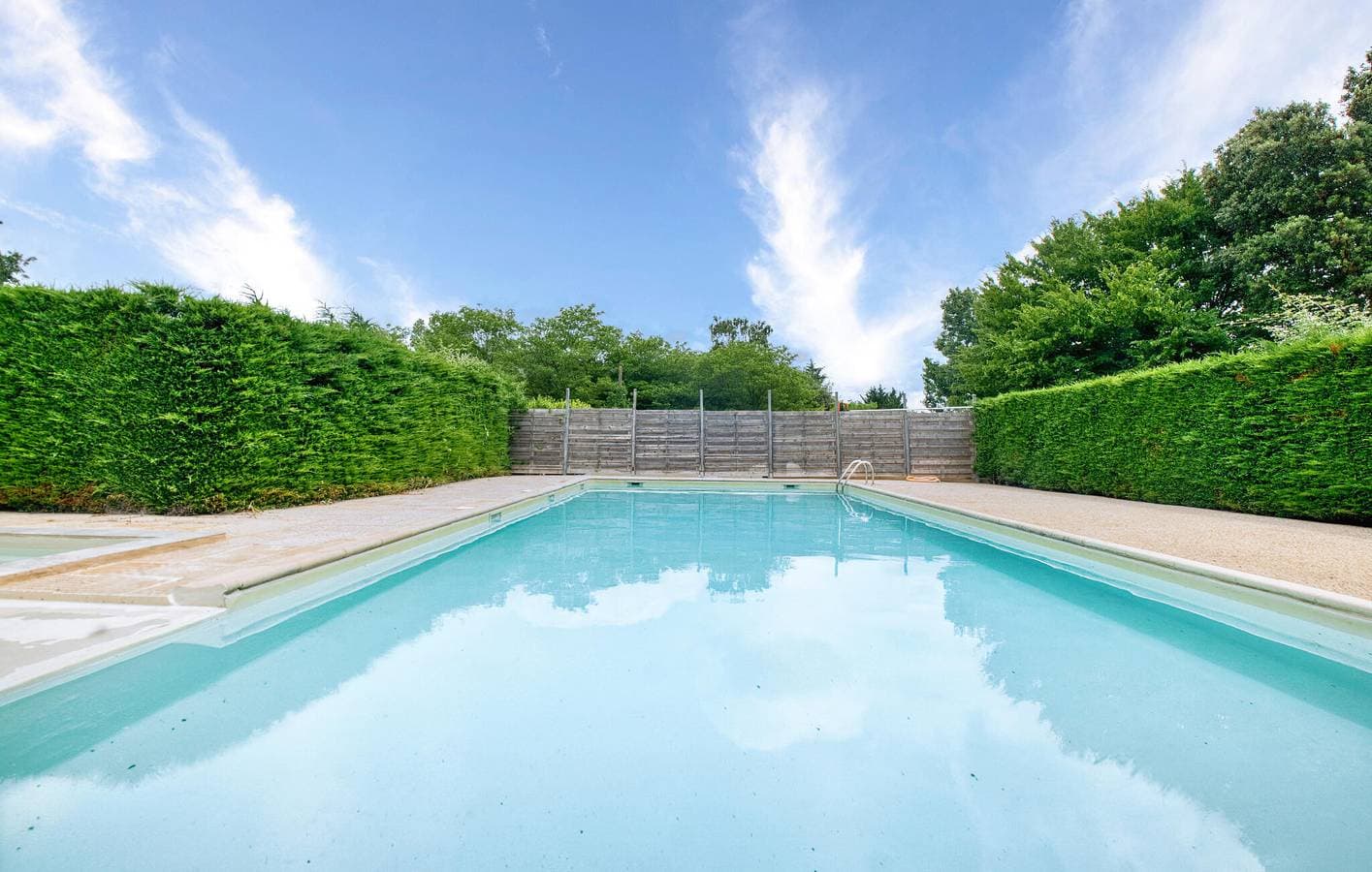 Foto 11 von 28: Gemütliche Wohnung mit Pool und Garten bei Saint-Crépin-et-Carlucet