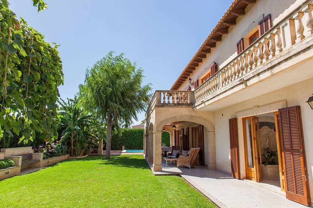 Foto 12 von 30: Angebot April-may Villa von 400 m² mit Privatem Pool und am Meer