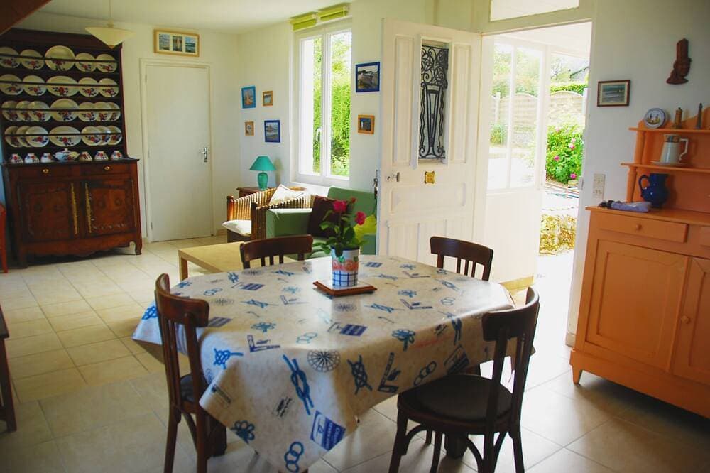 Foto 10 von 30: Ferienhaus in ruhiger Lage mit herrlichem Meerblick in der Nähe von Morlaix