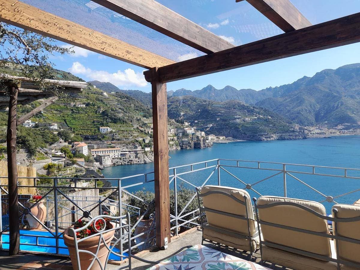 Foto 4 von 105: Villa with Sea View