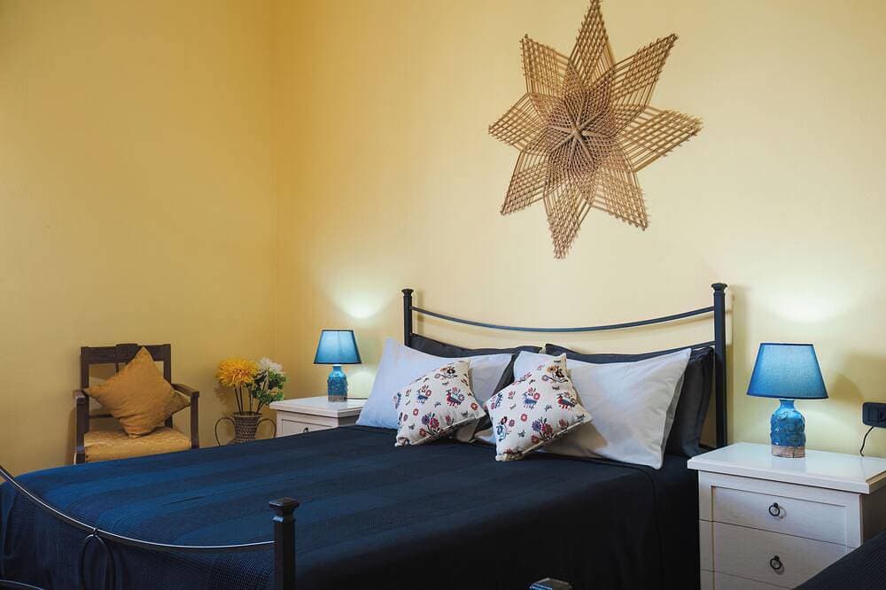 Foto 9 von 30: The Tree Of Lemons, whole house up to 10 beds!