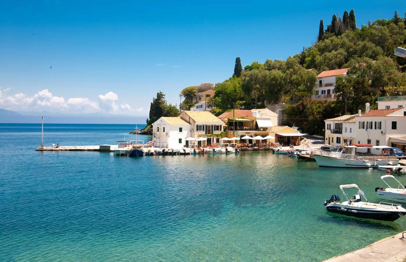 Foto 13 von 23: Charming Villa with 20m Infinity Pool & Sea Views near Beach