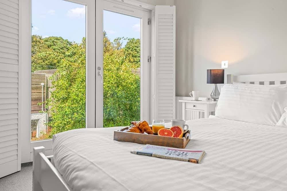 Foto 2 von 30: Luxusurlaub mit Whirlpool und Dachterrasse. Schwimmbad und Fitnessraum