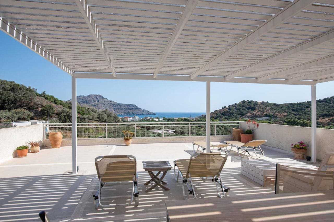 Antonis Apts & Retreats 1