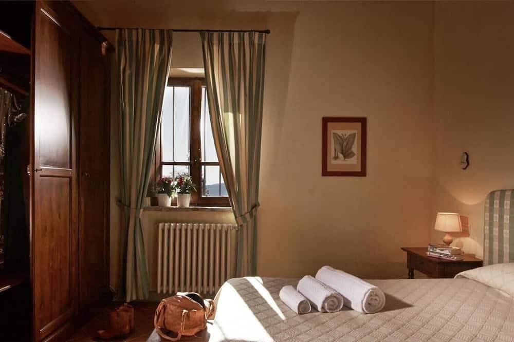 Foto 3 von 15: Coppo – Apartment mit Pool und Blick auf die toskanischen Hügel