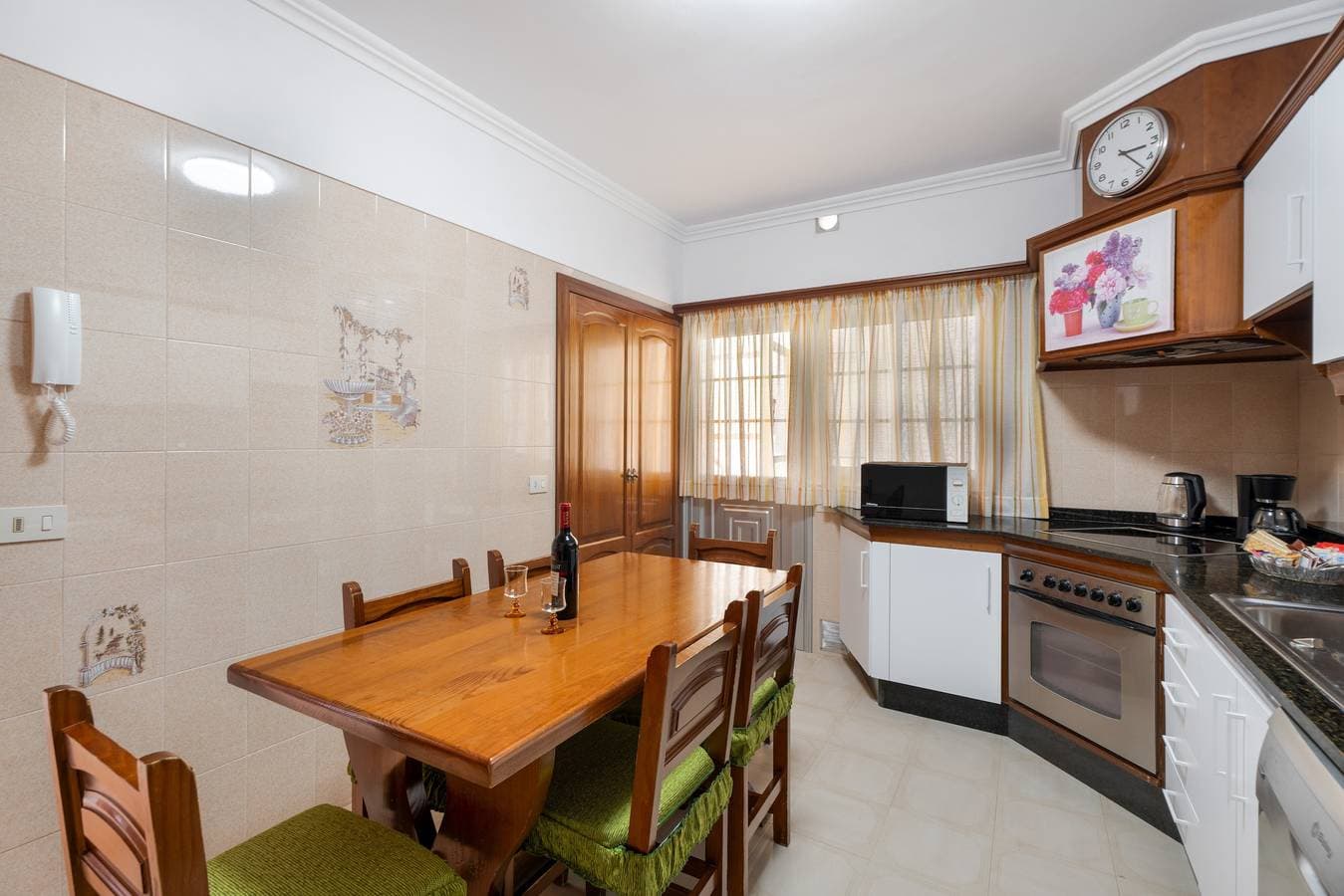 Foto 4 von 26: Ferienhaus 'Casa Ino' mit Meerblick, privater Terrasse und Wi-Fi