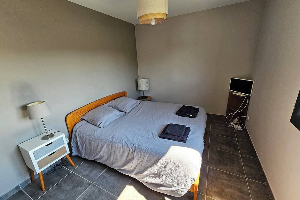 Foto 4 von 16: Maison de 6 Personnes Avec Piscine à 10 mn à Pied dun Site Classé