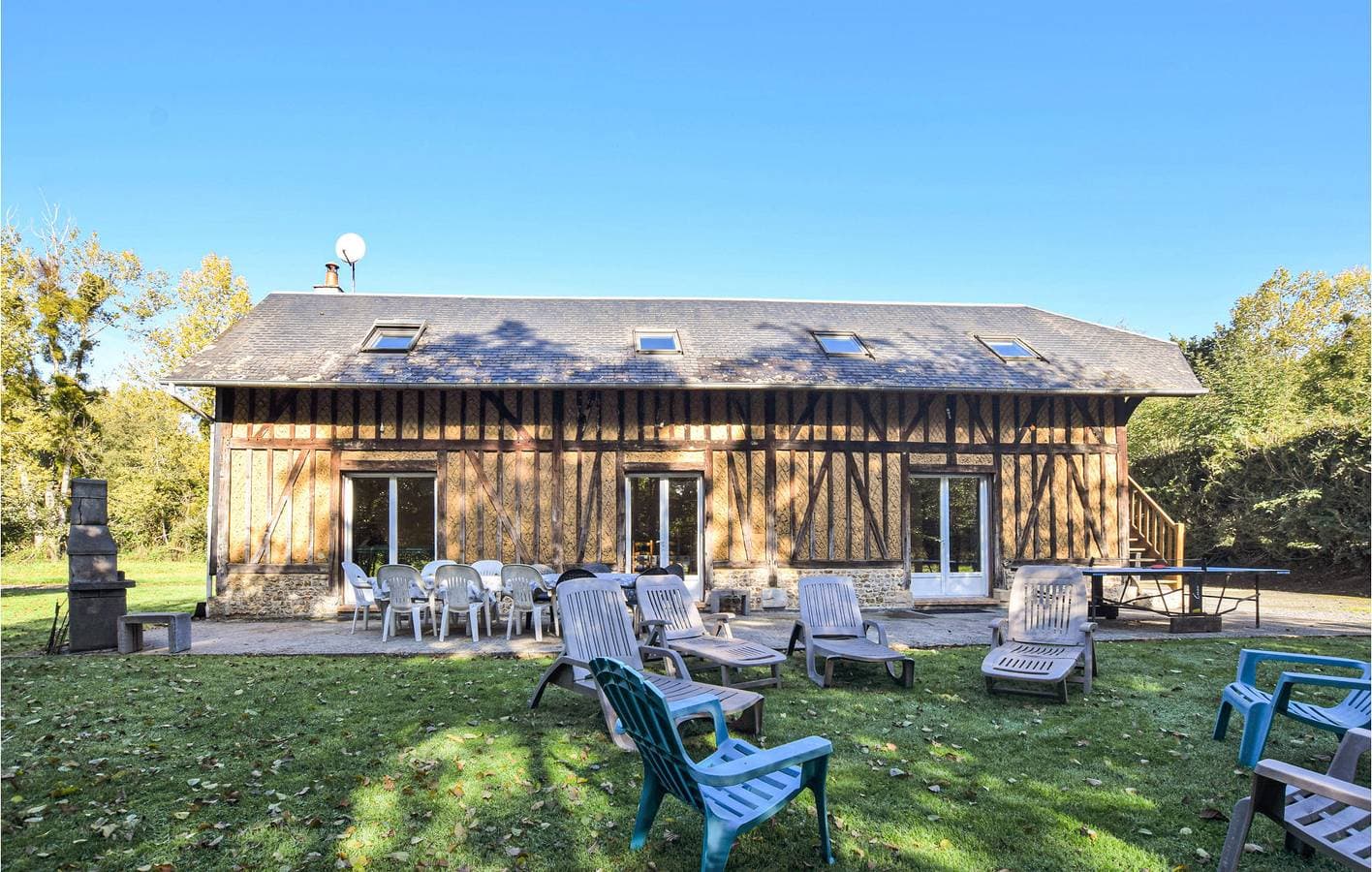 Foto 2 von 39: Geräumige Wohnung mit Garten, WiFi und Parkplatz - 2,5km nach Bonneville