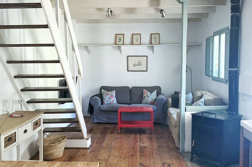 Foto 10 von 30: Charming Rural Lodging in the Sierra de las Nieves · Casa Algarrobo