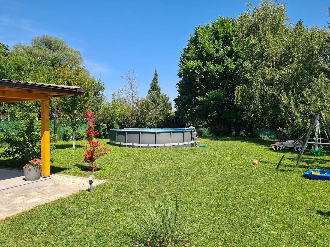 Foto 13 von 48: Holiday Home