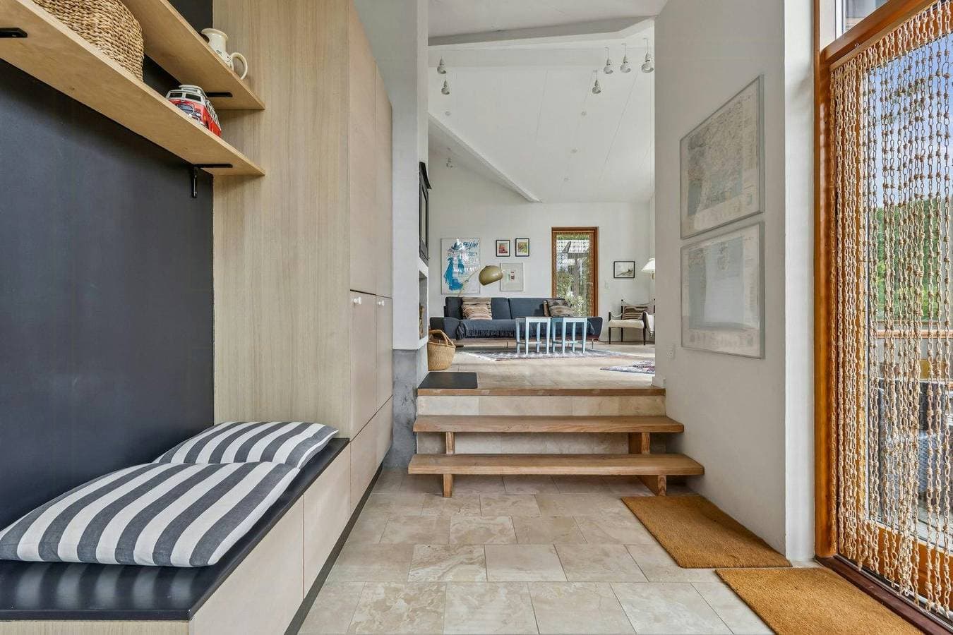 Foto 11 von 21: Architektengezeichnetes Haus in den Mols-Bergen mit wunderschöner Aussicht