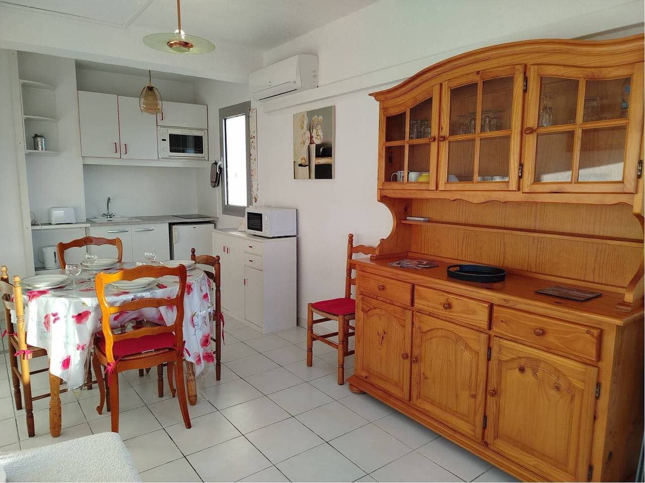 Foto 3 von 32: Ferienwohnung für 4 Personen mit Terrasse