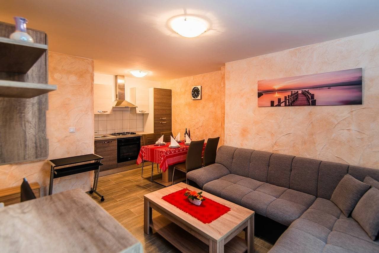 Foto 5 von 25: Modernes Apartment Stela mit Grill, Terrasse, in der Nähe von Porec