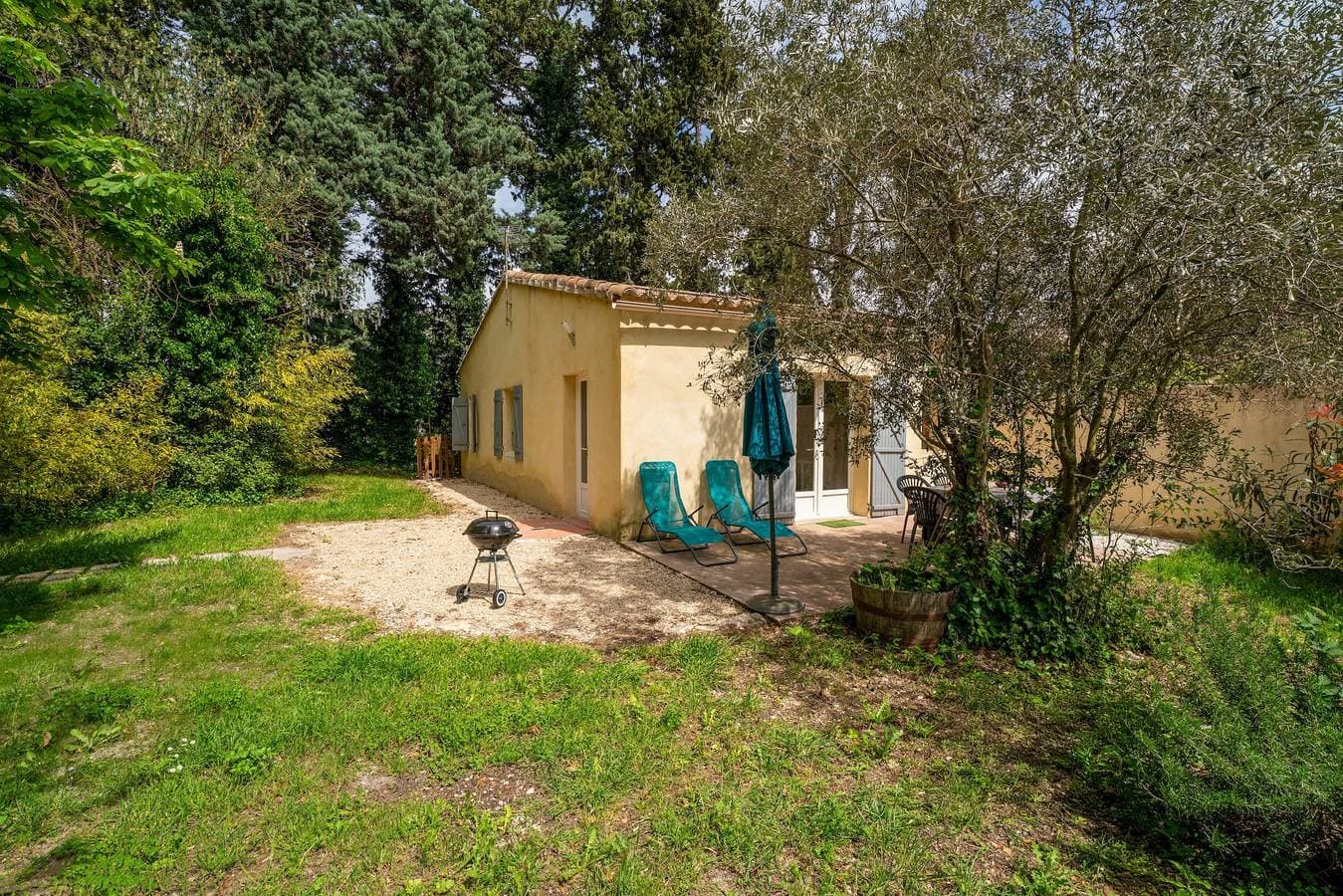 Foto 3 von 26: Ferienhaus 'Maisonnette' mit privater Terrasse, eigenem Garten und WLAN