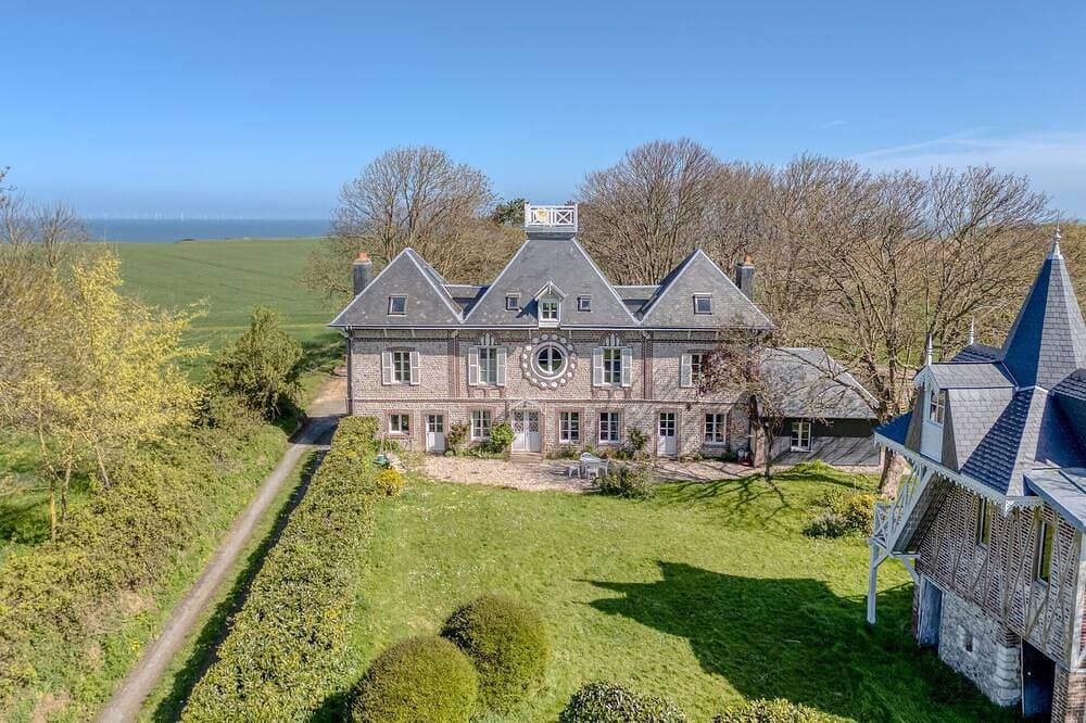 Schönes Haus mit 8 Schlafzimmern in. 1