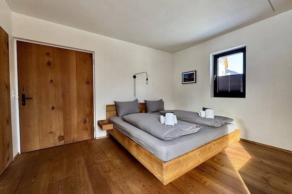 Foto 2 von 30: Chasa Vital - Hochwertige Ferienwohnung mit elegantem Ambiente in Sent