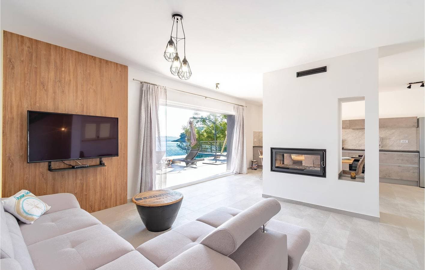 Foto 6 von 56: Reizende 164 m² große Wohnung mit Pool, Terrasse und nur 600 m vom Strand entfernt