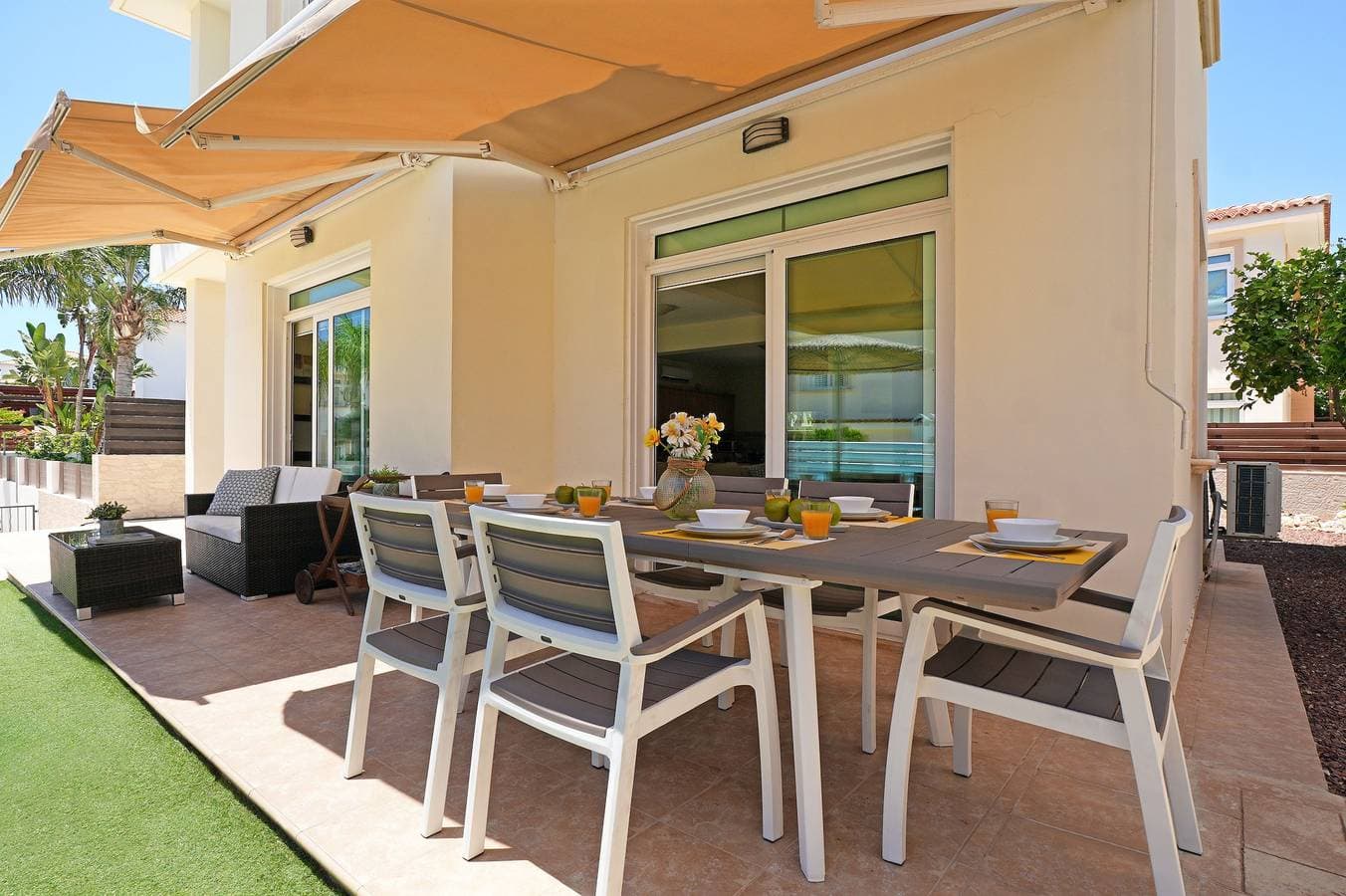 Foto 5 von 35: Villa für 6 Personen mit Garten