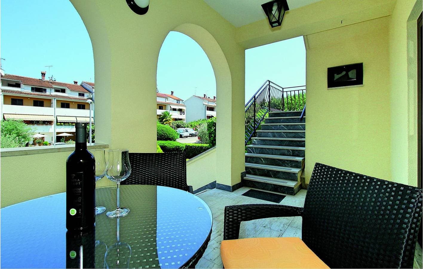 Foto 7 von 27: Gemütliche 1-Zimmer-Wohnung mit Terrasse, WLAN und Parkplatz – 800 m vom Strand entfernt