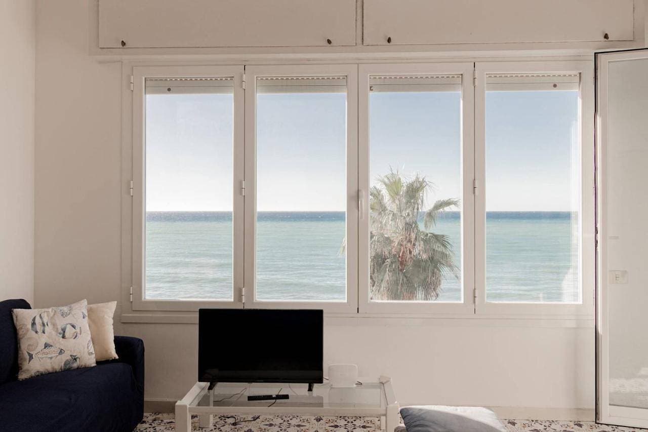 Foto 8 von 45: Three-Bedroom Apartment with Sea View